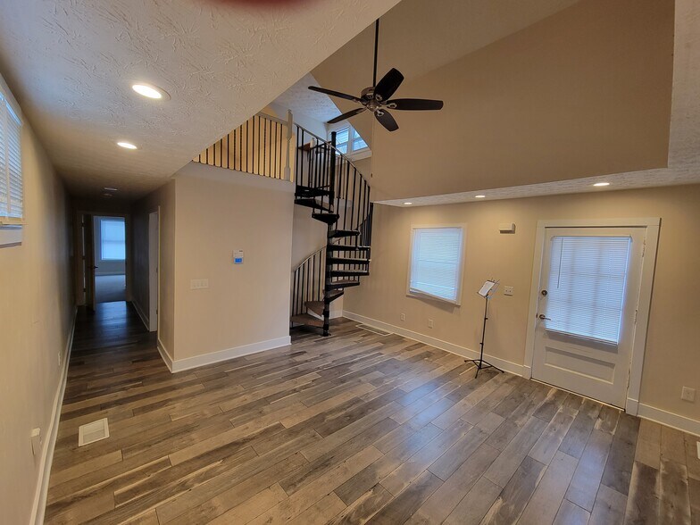 Living Room - 1026 Ash St