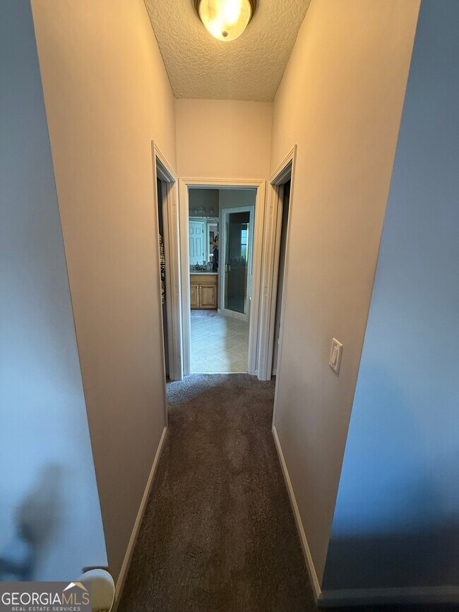 Building Photo - 1403 Tanager Trail