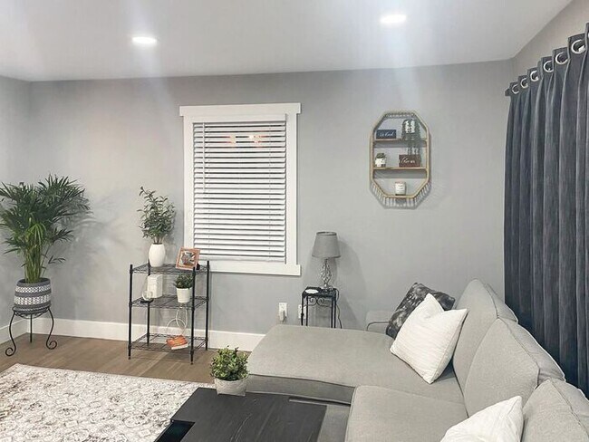 Building Photo - Coming Soon! Mid Century Modern Cape Cod i...