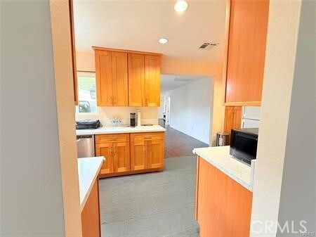 Building Photo - 4148 Lynd Ave