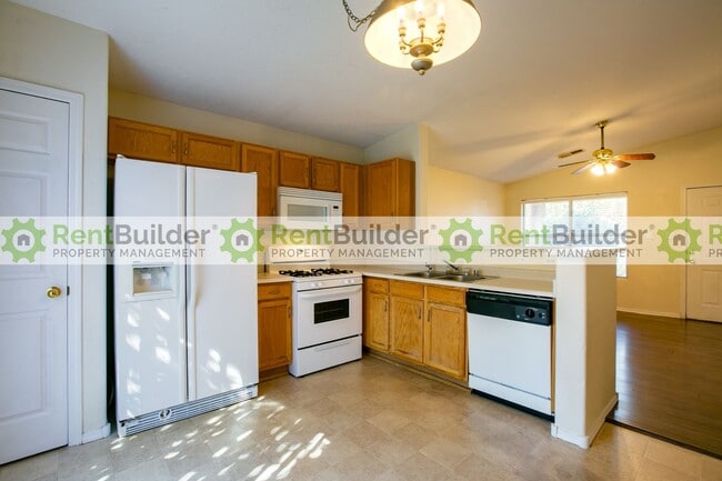 Building Photo - 5106 Park Ridge Rd NW