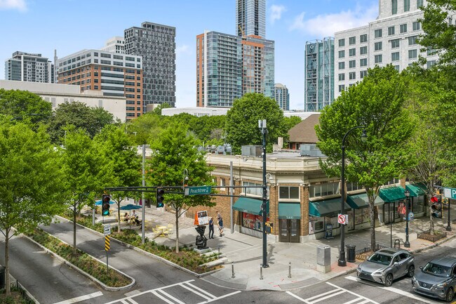 Building Photo - 81 Peachtree Pl NE