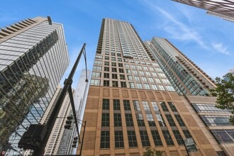 Building Photo - 2 E Erie St