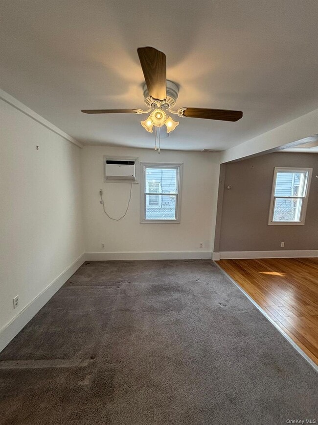 Building Photo - 36 Edwin Ct