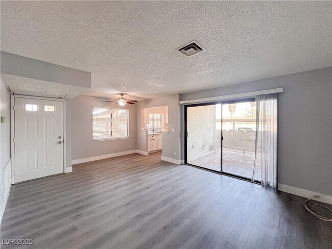 Building Photo - 4842 Nara Vista Way