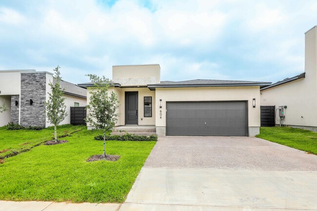 Primary Photo - 604 Silvana Dr