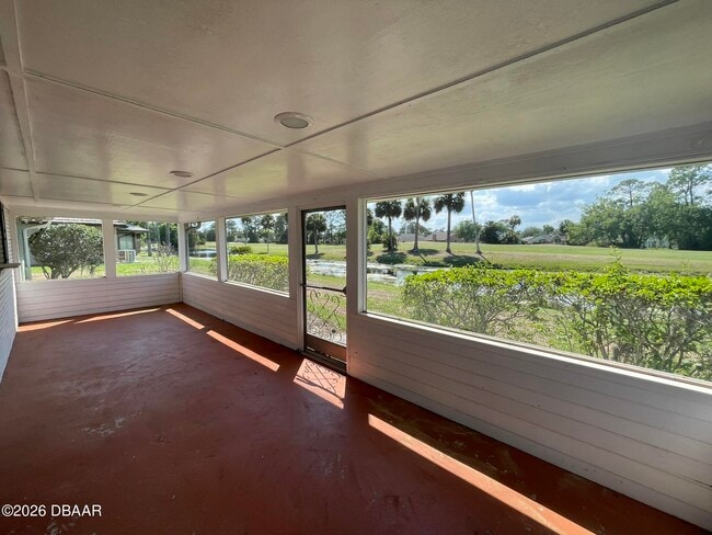 Building Photo - 524 Pelican Bay Dr