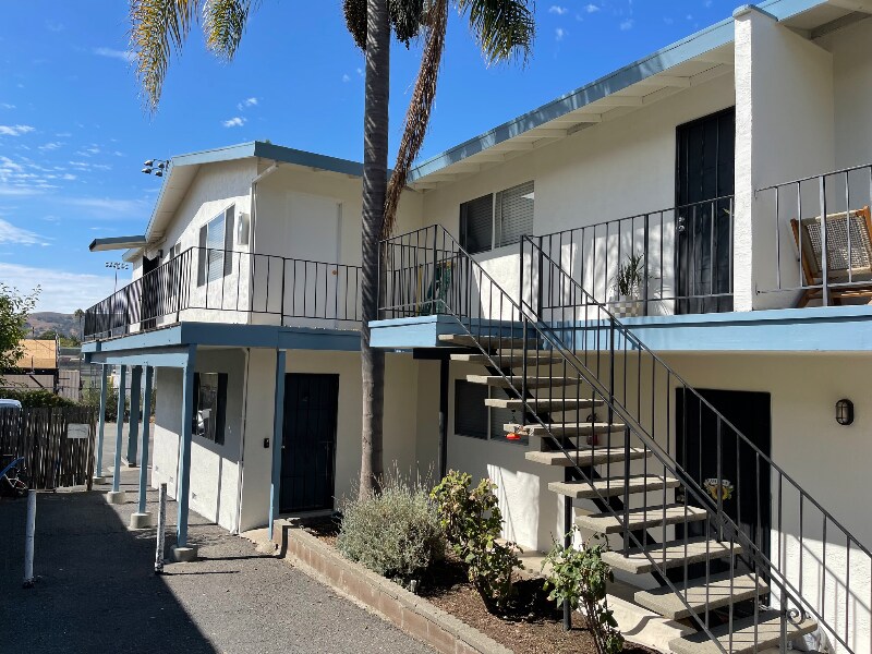 Building Photo - 226 E J St