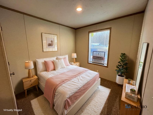 Building Photo - 14566 Red Bud Trail N