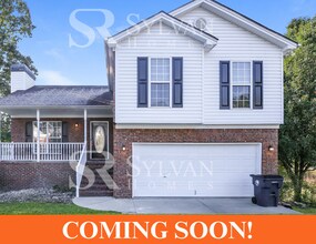 Building Photo - Spacious 5 bedroom home awaits you!