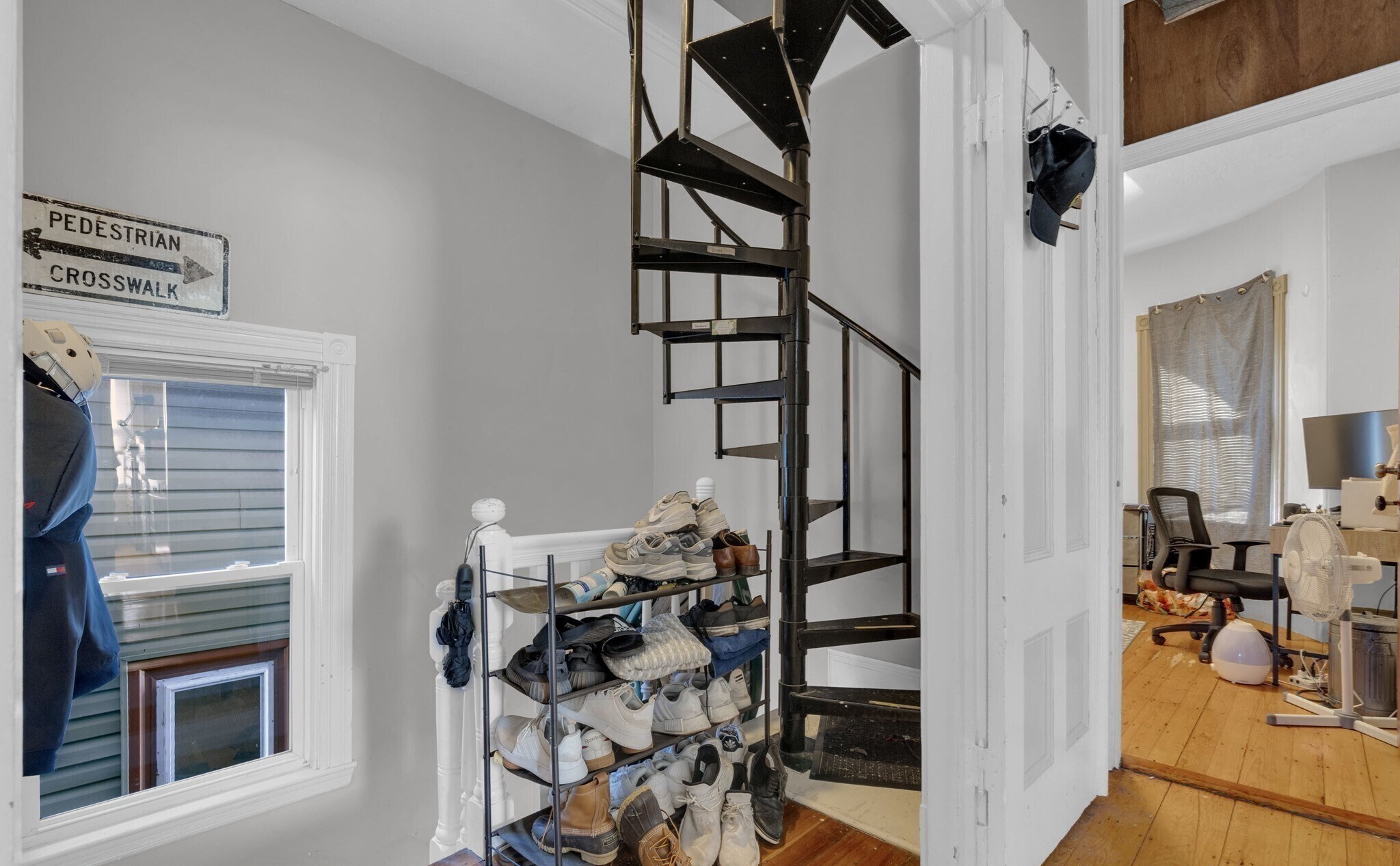 Building Photo - 5 Sachem St