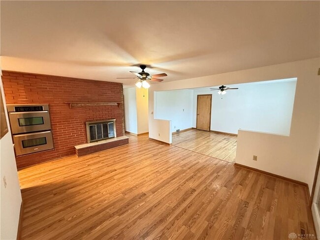 Building Photo - 3641 Maxton Rd