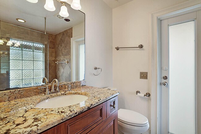Building Photo - 4422 Brandywine Dr