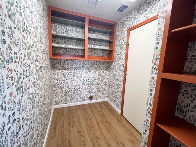 Building Photo - HOME – COTTONWOOD - VERDE VILLAGE UNITS