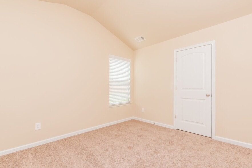 Building Photo - 803 Kite Way