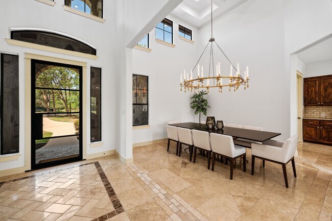 Building Photo - 206 Lido St