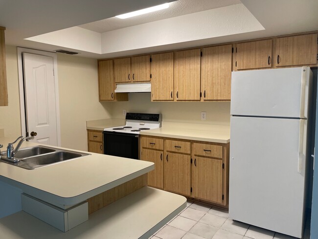 Building Photo - 8073 W Homosassa Trail