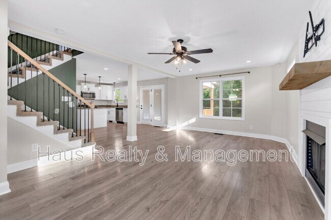 Building Photo - 152 Bonnell Dr