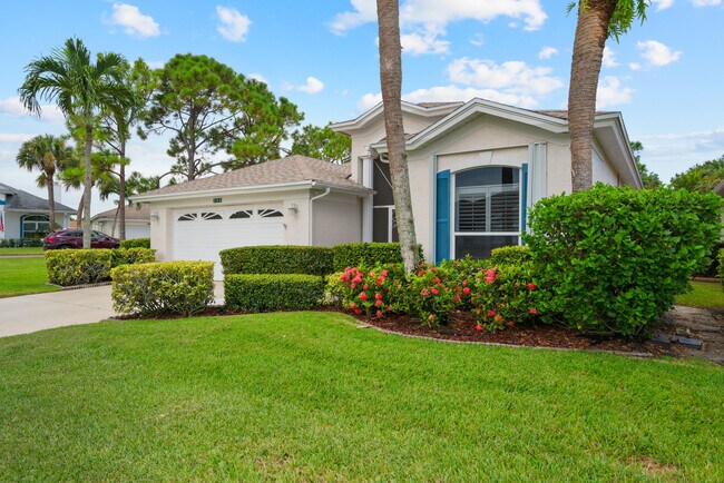 Building Photo - 582 Montevina Dr