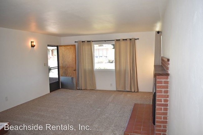 Building Photo - 2 br, 1 bath House - 11 12th St