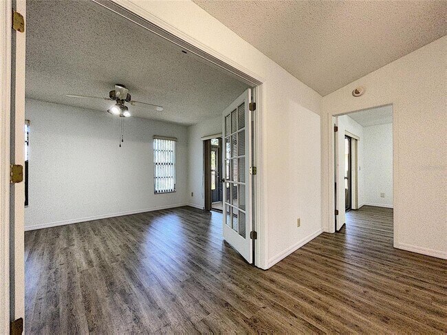 Building Photo - 4181 Glade Rd