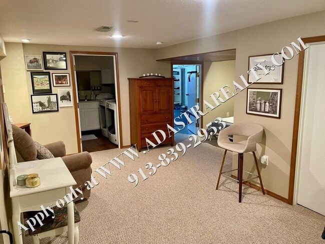 Building Photo - Beautiful Ranch Home in Shawnee-Available ...