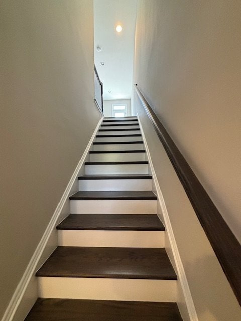 Building Photo - Available now in Preston Lake