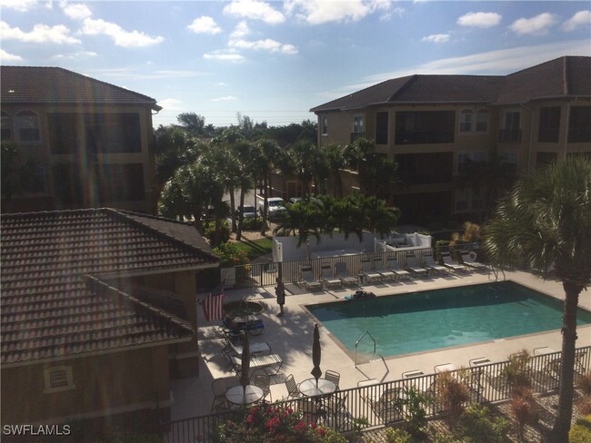 Building Photo - 3728 Agualinda Blvd