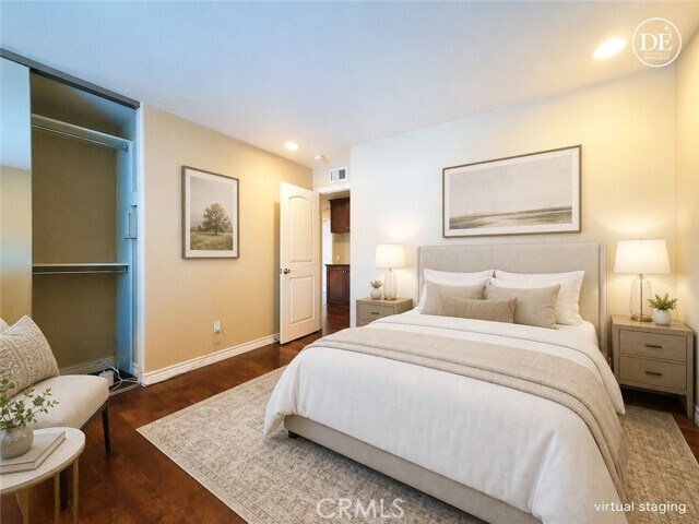 Building Photo - 1826 Cll Belleza