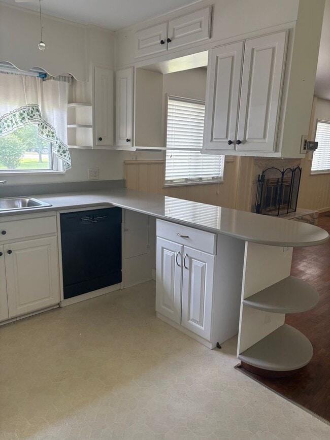 Building Photo - New For Rent in Moody!