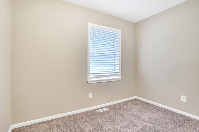 Building Photo - 1154 Penn Ct Se