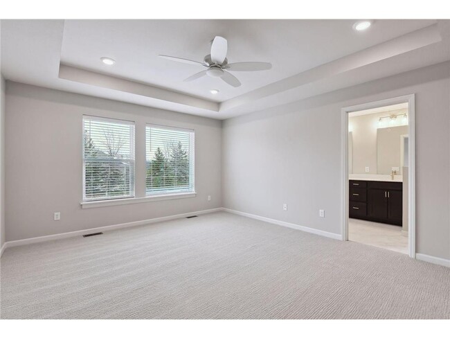 Building Photo - 2438 N Blossom Cir