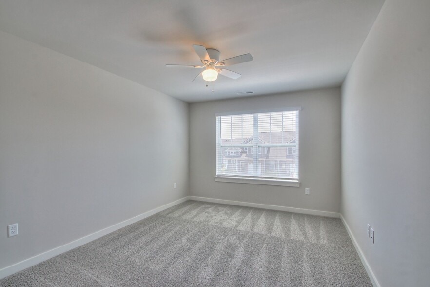 Building Photo - 4218 Aragorn Way