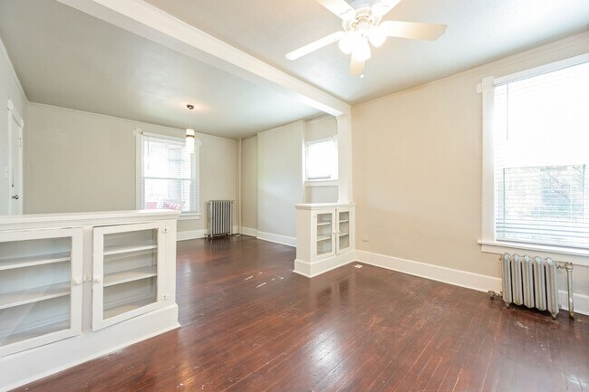 Building Photo - 3269 W Hayward Place