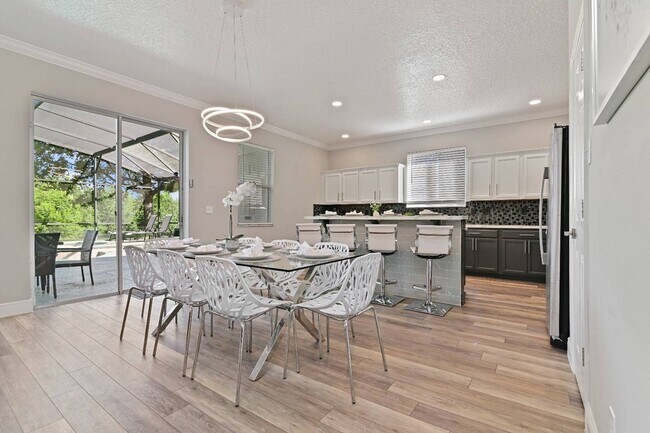 Building Photo - 701 Kettering Rd