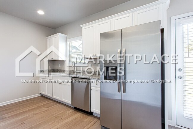 Building Photo - 227 W L Miller Dr