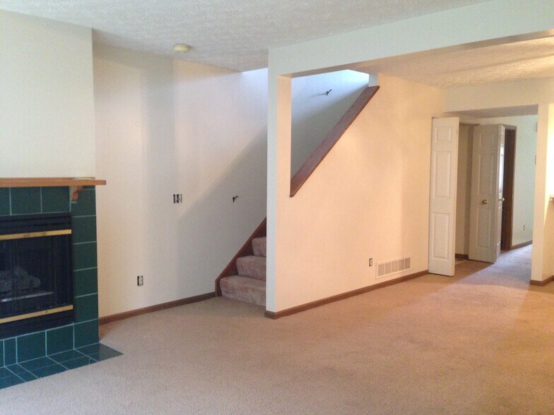 Building Photo - 3664 Harris Ave NW