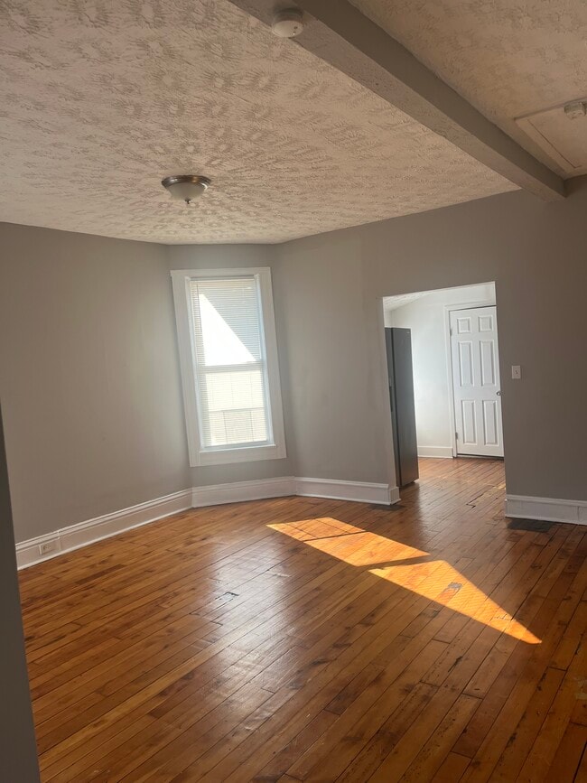 Building Photo - 5236 Lorain Ave