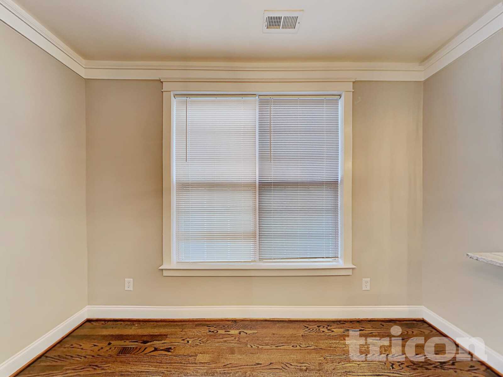 Building Photo - 150 E Morehouse Ave