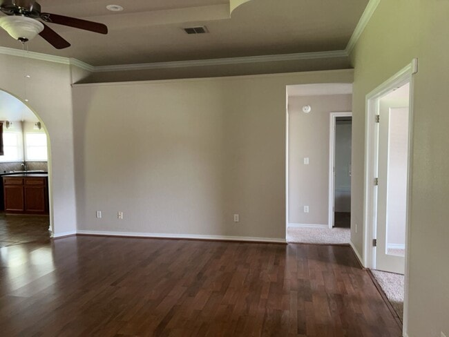 Building Photo - 4911 Cinnabar Way