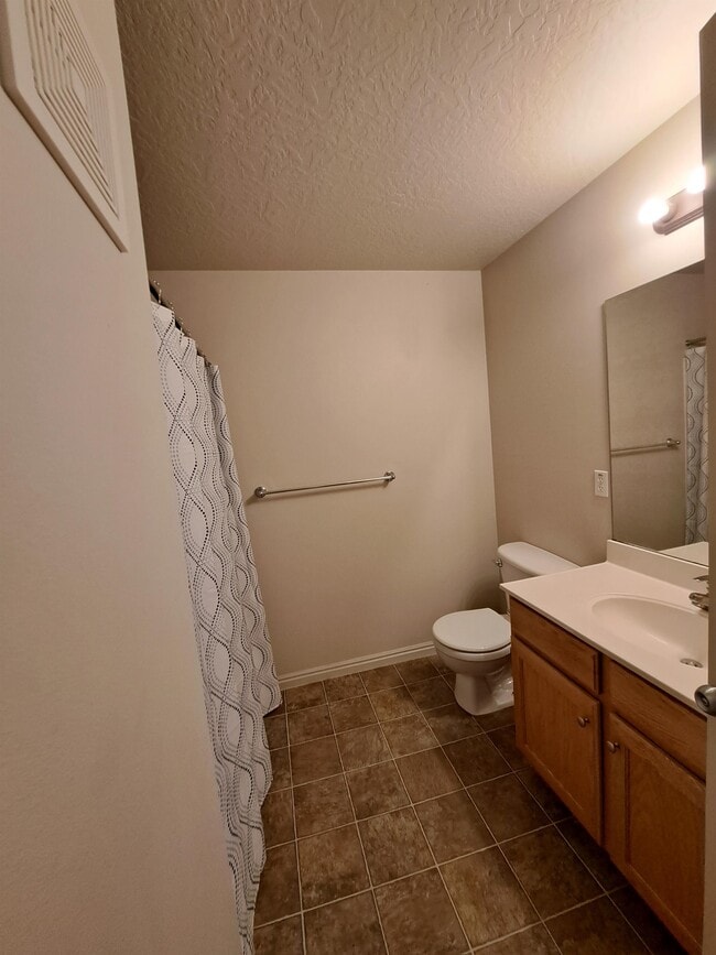 Building Photo - 1219 S 1850 W