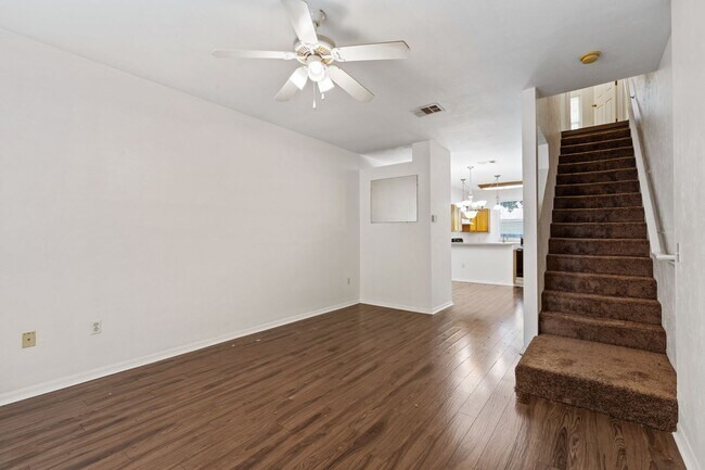 Building Photo - Just Reduced!! Close to UF Two Story Townhouse