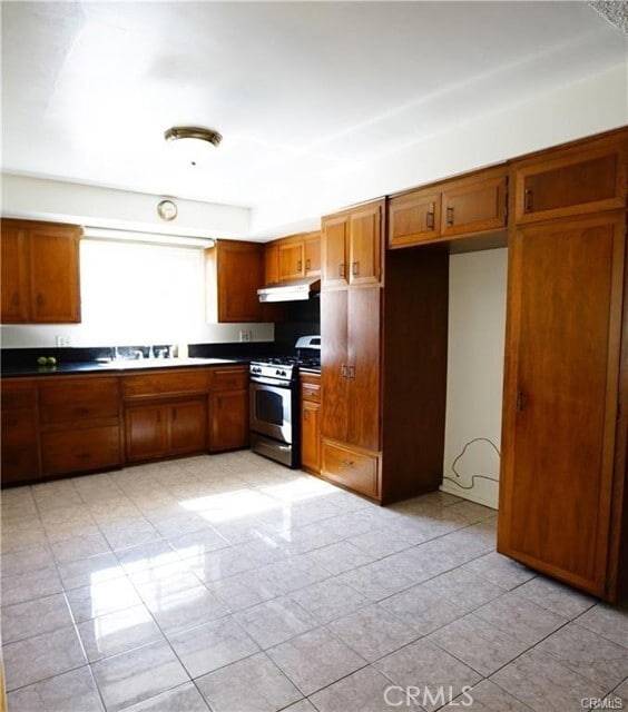 Building Photo - 6012 Oak Ave