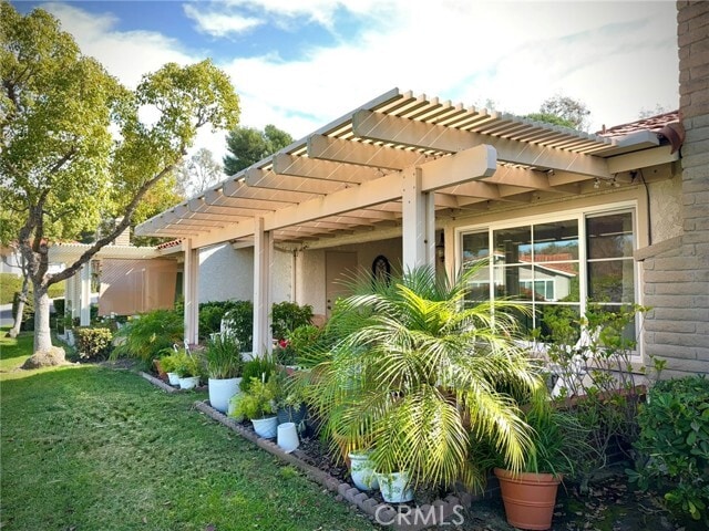 Building Photo - 23611 Vía Storni