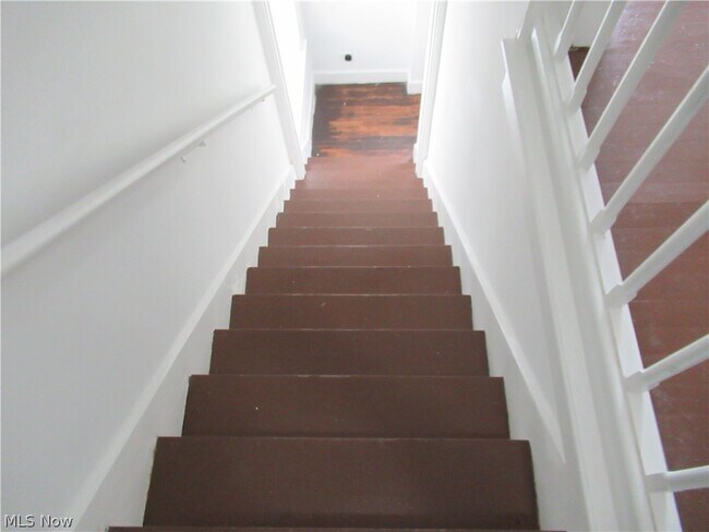 Building Photo - 3443 W 120th St