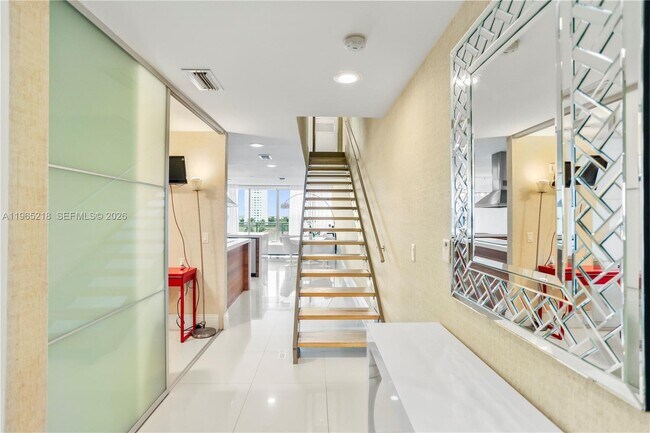 Building Photo - 2950 NE 188th St