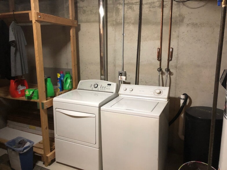 washer and dryer - 4012 Buckeye Way