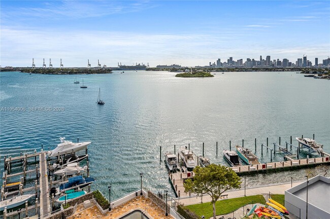 Building Photo - 11 Island Ave