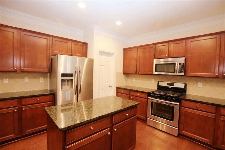 Building Photo - 2588 Cannon Farm Ln