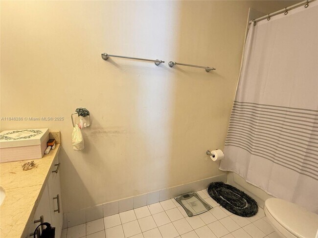 Building Photo - 4764 NW 114th Ave